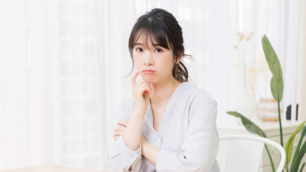 心理カウンセラーの資格が意味ないかどうかについて書いた記事のアイキャッチ画像